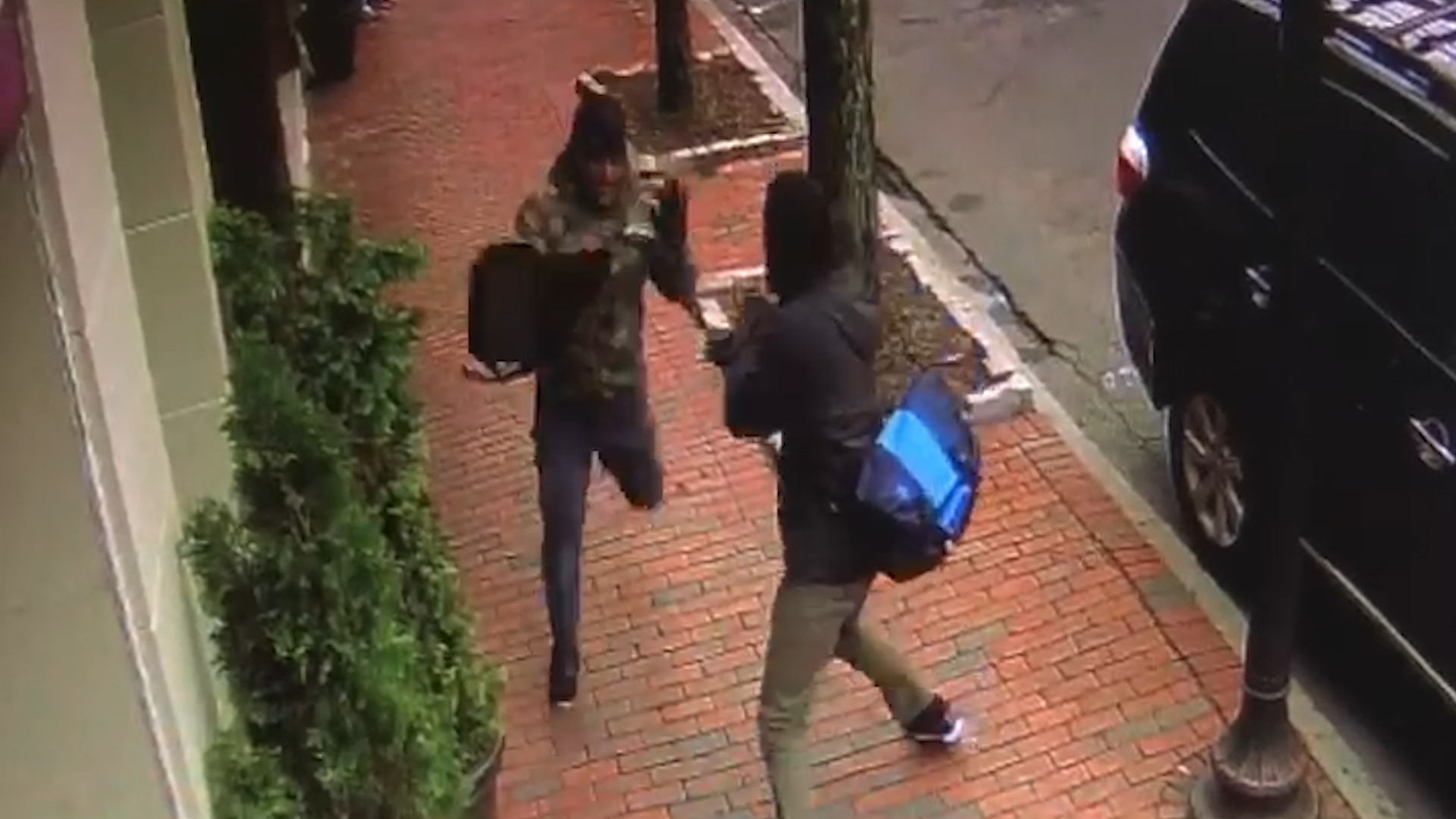 Man Who Bumped Into Somerville Bank Robbery Suspect Says He Was