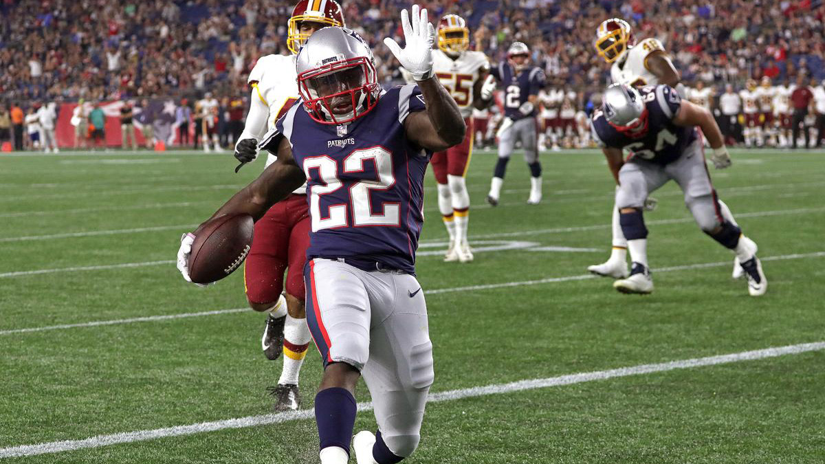 August 9, 2018: New England Patriots wide receiver Julian Edelman (11)  warms up prior to the NFL pre-season football game between the Washington  Redskins and the New England Patriots at Gillette Stadium