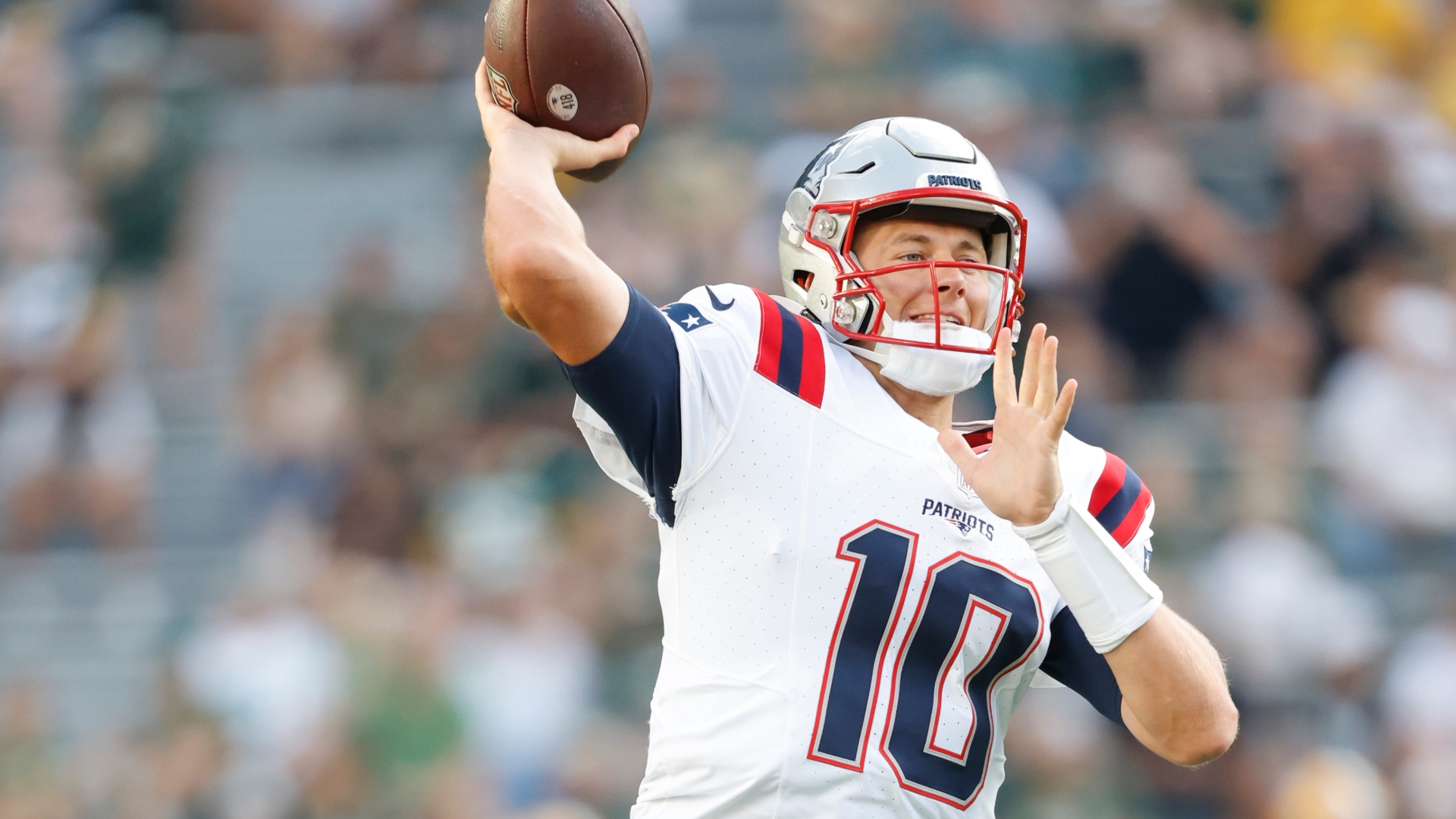 Patriots QB Mac Jones wants to 're-earn the respect' in 2023