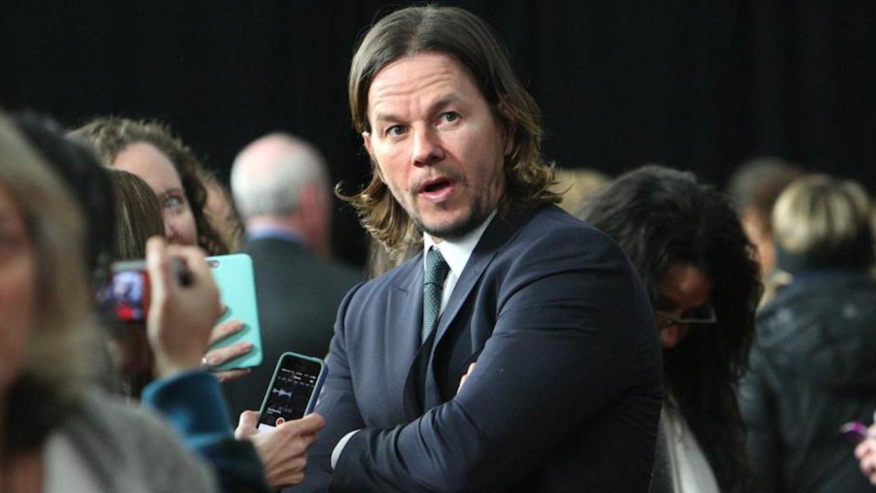 Spotted at the Patriots game tonight: Mark Wahlberg - The Boston Globe